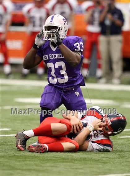 Thumbnail 2 in New Rochelle vs. North Tonawanda (NYSPHSAA Class AA Final) photogallery.