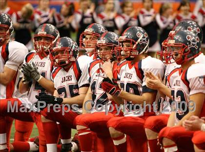 Thumbnail 1 in New Rochelle vs. North Tonawanda (NYSPHSAA Class AA Final) photogallery.