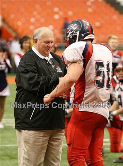 Thumbnail 2 in New Rochelle vs. North Tonawanda (NYSPHSAA Class AA Final) photogallery.