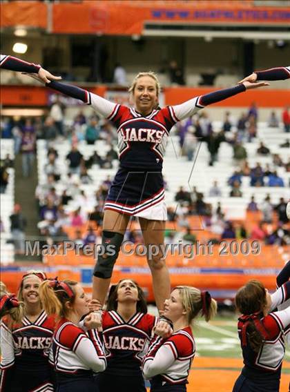 Thumbnail 1 in New Rochelle vs. North Tonawanda (NYSPHSAA Class AA Final) photogallery.