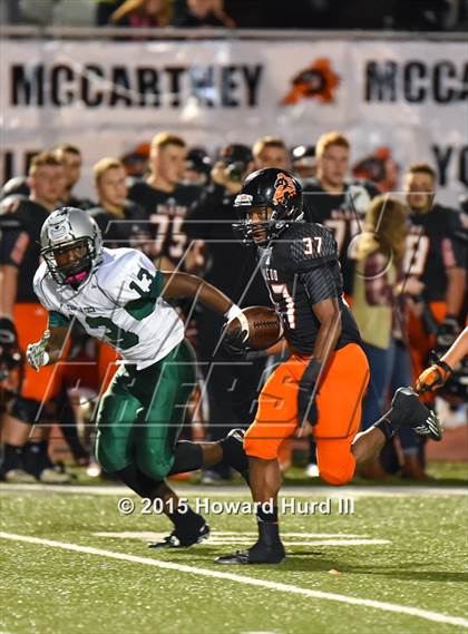 Thumbnail 1 in Aledo vs. Trimble Tech (UIL 5A Bi-District Playoff) photogallery.