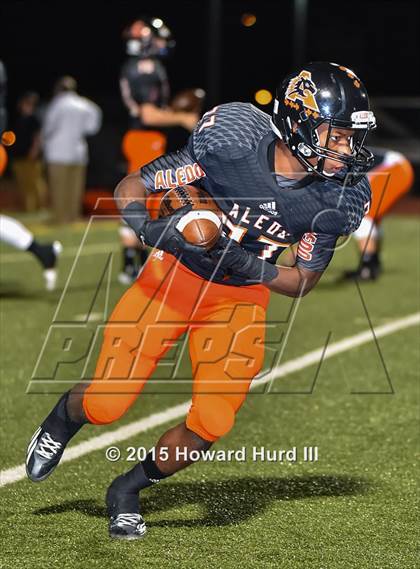 Thumbnail 2 in Aledo vs. Trimble Tech (UIL 5A Bi-District Playoff) photogallery.