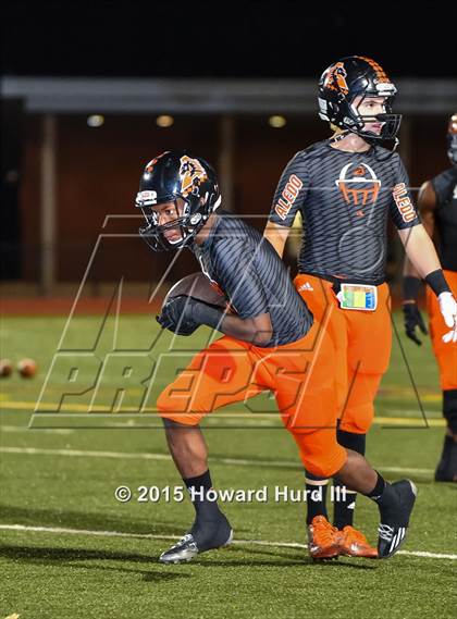 Thumbnail 2 in Aledo vs. Trimble Tech (UIL 5A Bi-District Playoff) photogallery.