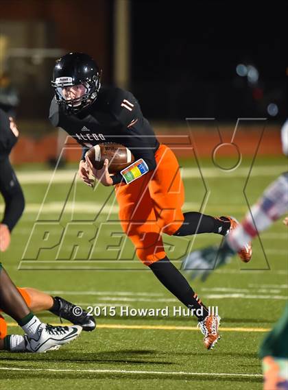 Thumbnail 2 in Aledo vs. Trimble Tech (UIL 5A Bi-District Playoff) photogallery.