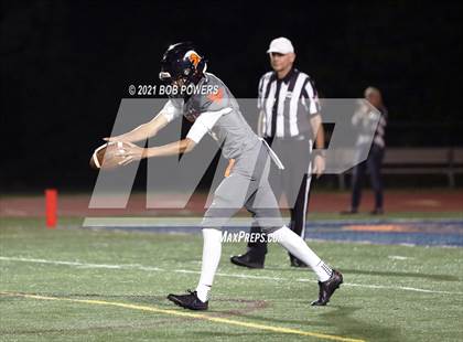 Thumbnail 2 in Oakton @ West Springfield photogallery.