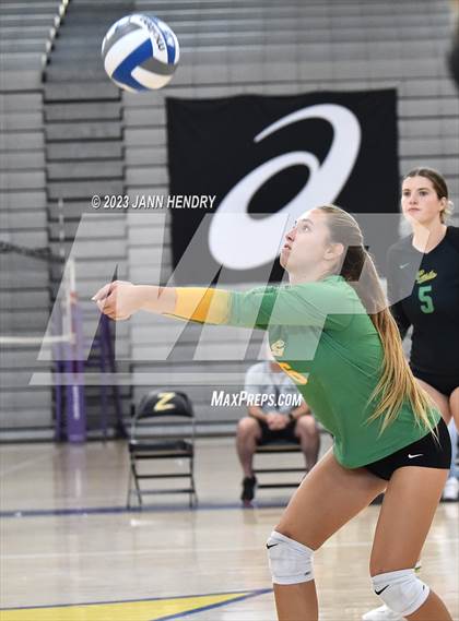 Thumbnail 3 in Mater Dei vs Mira Costa (Durango Fall Classic) photogallery.