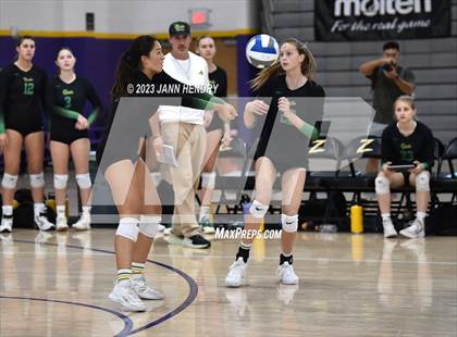 Thumbnail 2 in Mater Dei vs Mira Costa (Durango Fall Classic) photogallery.
