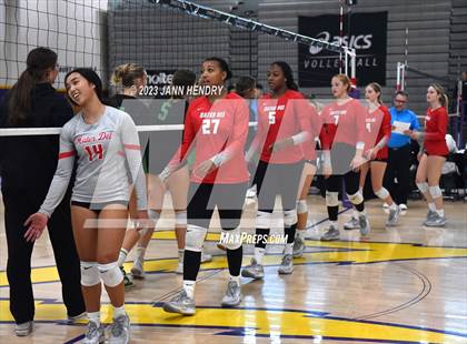 Thumbnail 1 in Mater Dei vs Mira Costa (Durango Fall Classic) photogallery.
