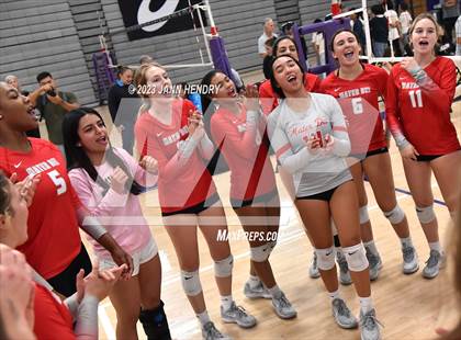 Thumbnail 1 in Mater Dei vs Mira Costa (Durango Fall Classic) photogallery.
