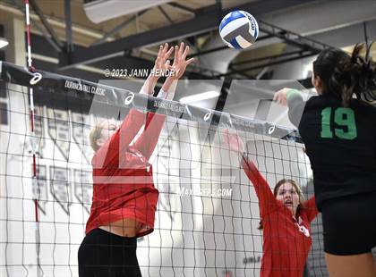 Thumbnail 1 in Mater Dei vs Mira Costa (Durango Fall Classic) photogallery.