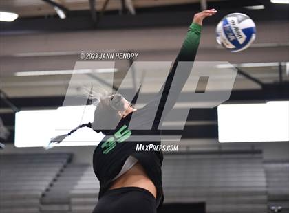 Thumbnail 1 in Mater Dei vs Mira Costa (Durango Fall Classic) photogallery.