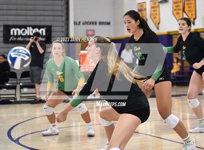 Thumbnail 1 in Mater Dei vs Mira Costa (Durango Fall Classic) photogallery.
