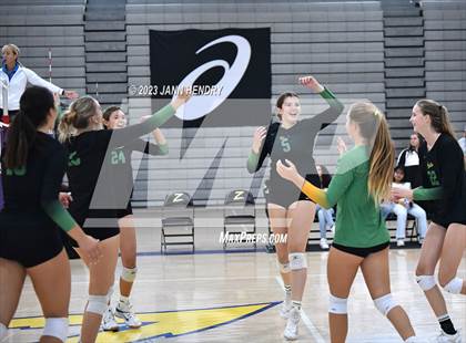 Thumbnail 2 in Mater Dei vs Mira Costa (Durango Fall Classic) photogallery.