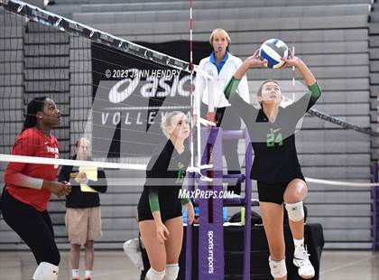 Thumbnail 3 in Mater Dei vs Mira Costa (Durango Fall Classic) photogallery.
