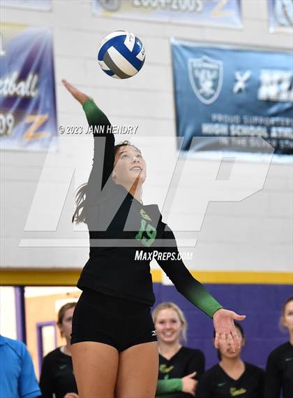 Thumbnail 3 in Mater Dei vs Mira Costa (Durango Fall Classic) photogallery.