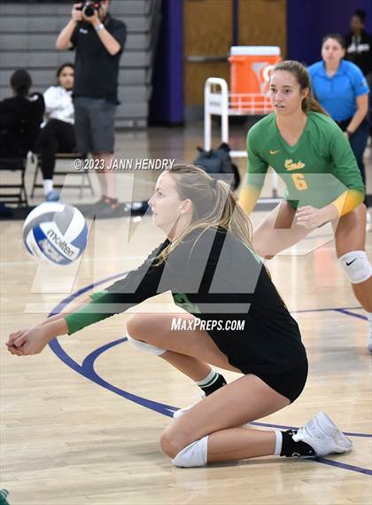 Thumbnail 3 in Mater Dei vs Mira Costa (Durango Fall Classic) photogallery.