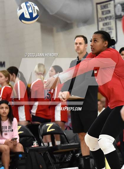 Thumbnail 1 in Mater Dei vs Mira Costa (Durango Fall Classic) photogallery.