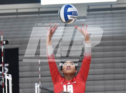 Thumbnail 1 in Mater Dei vs Mira Costa (Durango Fall Classic) photogallery.