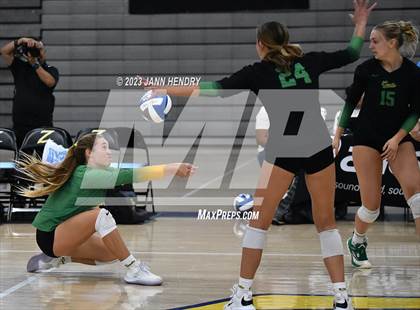 Thumbnail 3 in Mater Dei vs Mira Costa (Durango Fall Classic) photogallery.