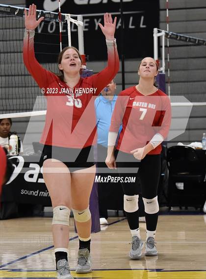 Thumbnail 3 in Mater Dei vs Mira Costa (Durango Fall Classic) photogallery.