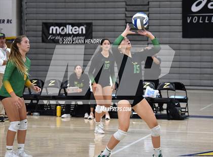 Thumbnail 1 in Mater Dei vs Mira Costa (Durango Fall Classic) photogallery.