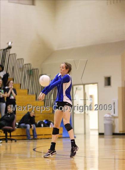 Thumbnail 3 in Eaglecrest @ Grandview (CHSAA District 4 Playoff Final) photogallery.
