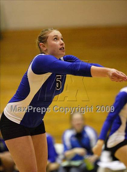 Thumbnail 3 in Eaglecrest @ Grandview (CHSAA District 4 Playoff Final) photogallery.