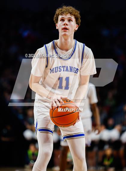 Thumbnail 1 in Millard North vs. Gretna (NSAA Class A Semifinal) photogallery.