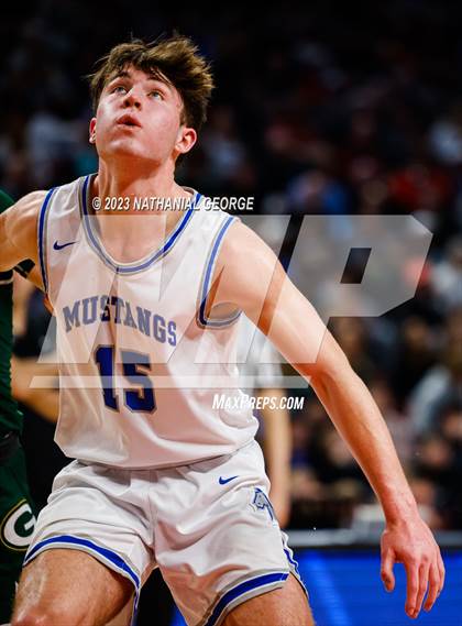 Thumbnail 3 in Millard North vs. Gretna (NSAA Class A Semifinal) photogallery.