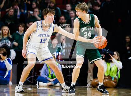 Thumbnail 2 in Millard North vs. Gretna (NSAA Class A Semifinal) photogallery.