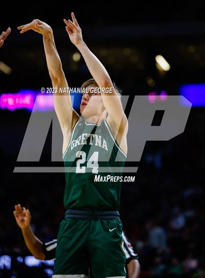 Thumbnail 3 in Millard North vs. Gretna (NSAA Class A Semifinal) photogallery.