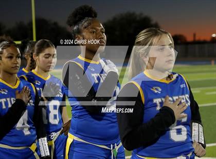 Thumbnail 2 in Red Mountain vs Marana (AIA 6A Semifinal) photogallery.