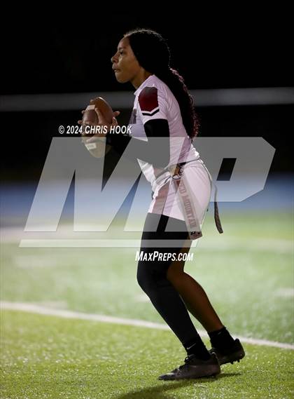 Thumbnail 2 in Red Mountain vs Marana (AIA 6A Semifinal) photogallery.