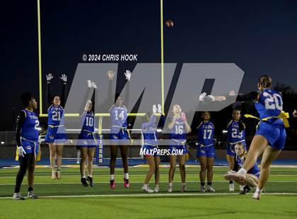 Thumbnail 2 in Red Mountain vs Marana (AIA 6A Semifinal) photogallery.