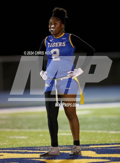 Thumbnail 3 in Red Mountain vs Marana (AIA 6A Semifinal) photogallery.