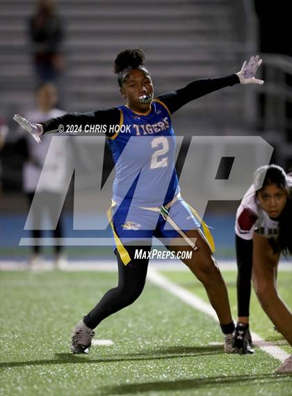 Thumbnail 3 in Red Mountain vs Marana (AIA 6A Semifinal) photogallery.