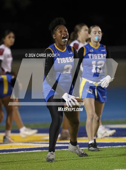 Thumbnail 2 in Red Mountain vs Marana (AIA 6A Semifinal) photogallery.