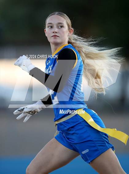 Thumbnail 2 in Red Mountain vs Marana (AIA 6A Semifinal) photogallery.