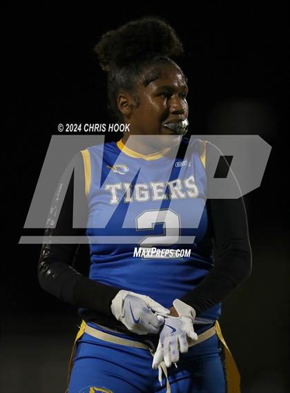 Thumbnail 1 in Red Mountain vs Marana (AIA 6A Semifinal) photogallery.