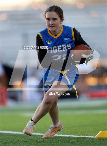Thumbnail 2 in Red Mountain vs Marana (AIA 6A Semifinal) photogallery.
