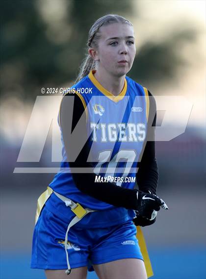 Thumbnail 2 in Red Mountain vs Marana (AIA 6A Semifinal) photogallery.
