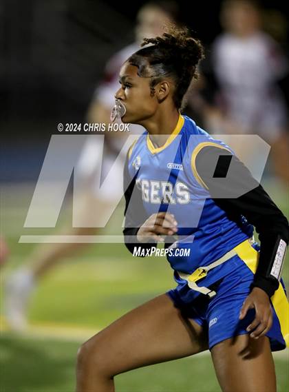 Thumbnail 3 in Red Mountain vs Marana (AIA 6A Semifinal) photogallery.