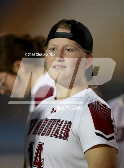 Thumbnail 2 in Red Mountain vs Marana (AIA 6A Semifinal) photogallery.