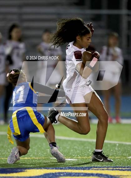 Thumbnail 2 in Red Mountain vs Marana (AIA 6A Semifinal) photogallery.