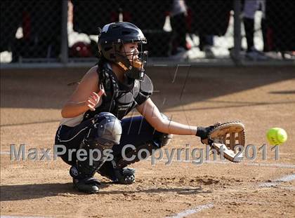 Thumbnail 3 in Glendale @ Flintridge Prep photogallery.
