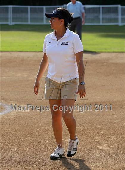 Thumbnail 2 in Glendale @ Flintridge Prep photogallery.