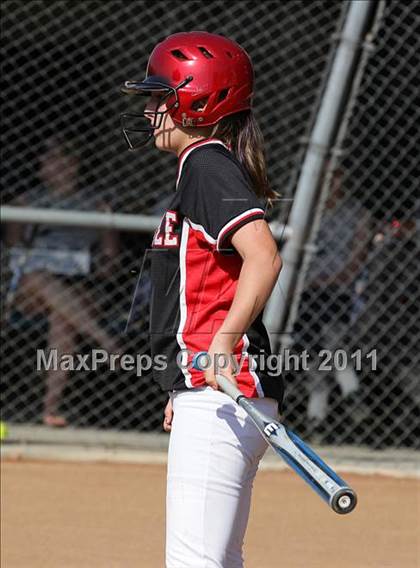 Thumbnail 2 in Glendale @ Flintridge Prep photogallery.