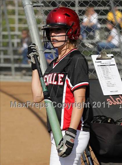 Thumbnail 2 in Glendale @ Flintridge Prep photogallery.