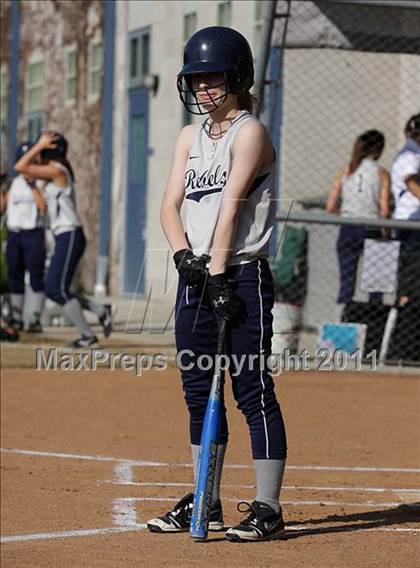 Thumbnail 3 in Glendale @ Flintridge Prep photogallery.