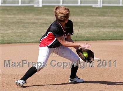 Thumbnail 1 in Glendale @ Flintridge Prep photogallery.